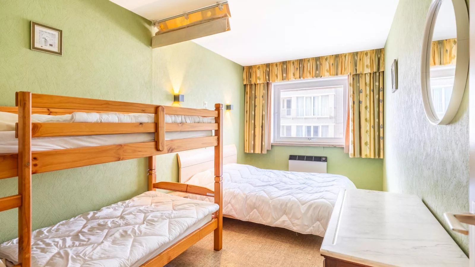 Permieres Loges-Chambre