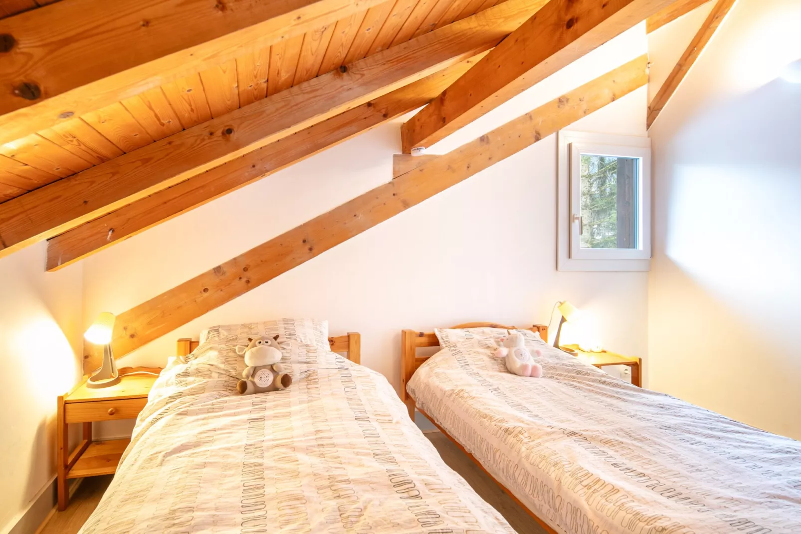 Chalet Les Marmottes - 5P8-Bedroom