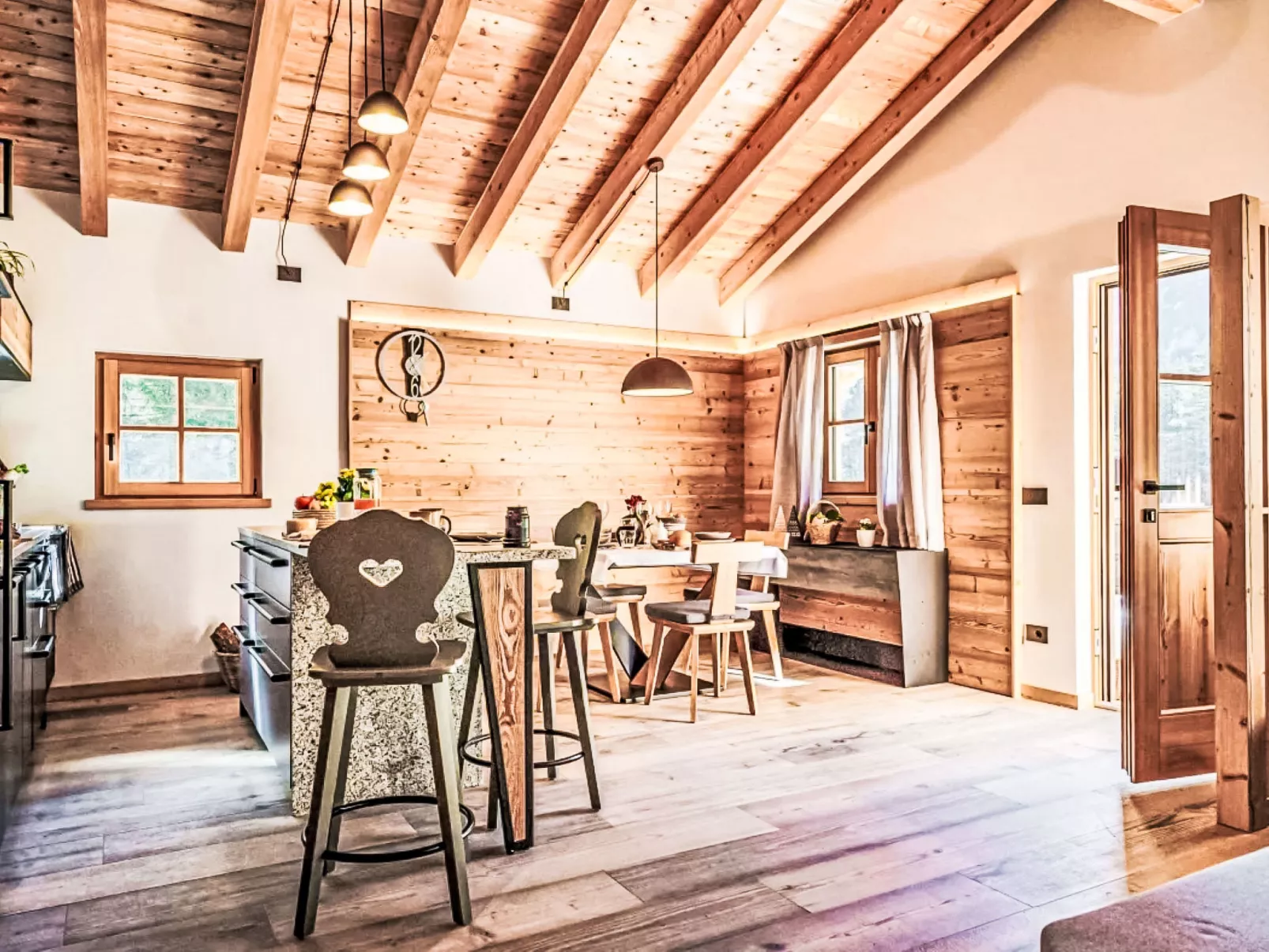 La Granda e la Piciola-Inside