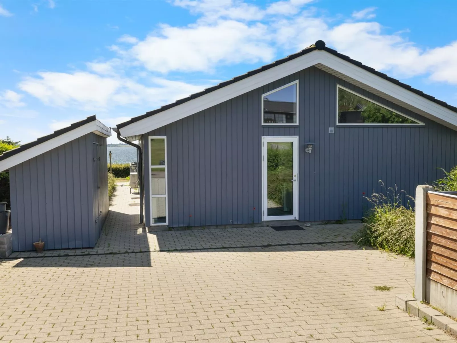 "Ubavka" - 100m from the sea-Outside