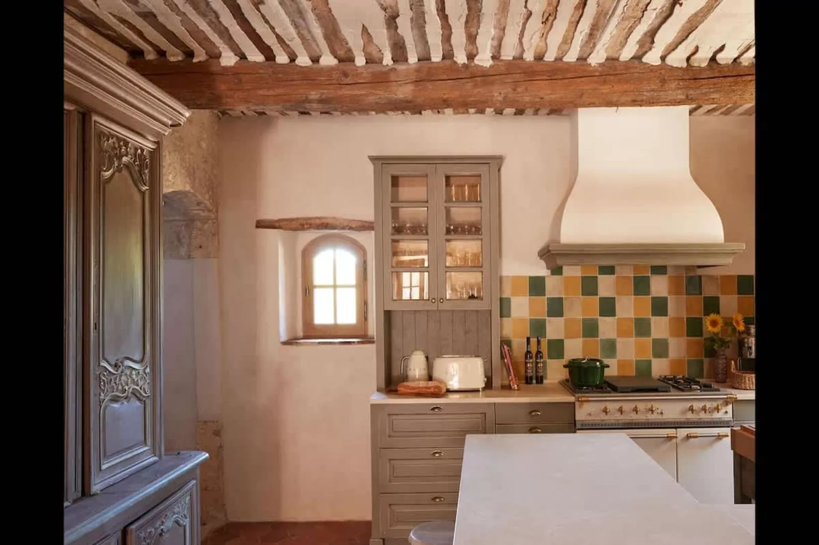 Villa de charme confort au milieu des vignes du Lubéron-Küche