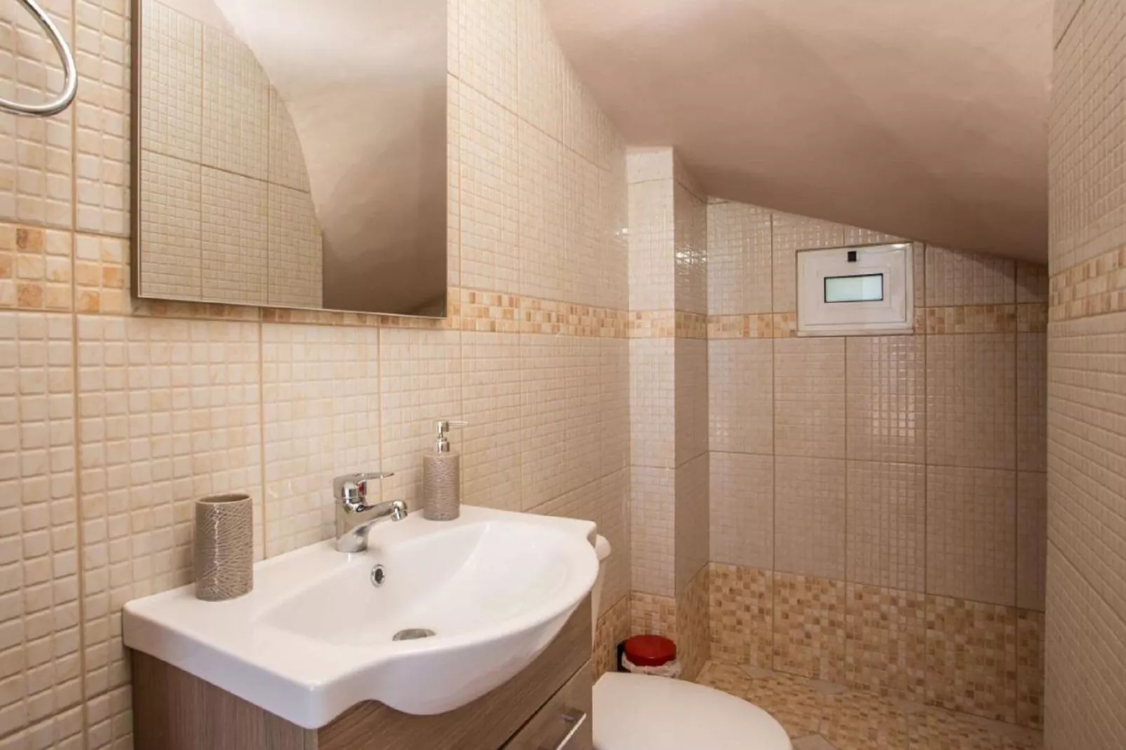 Villa Kalypso Rhodes-Bathroom