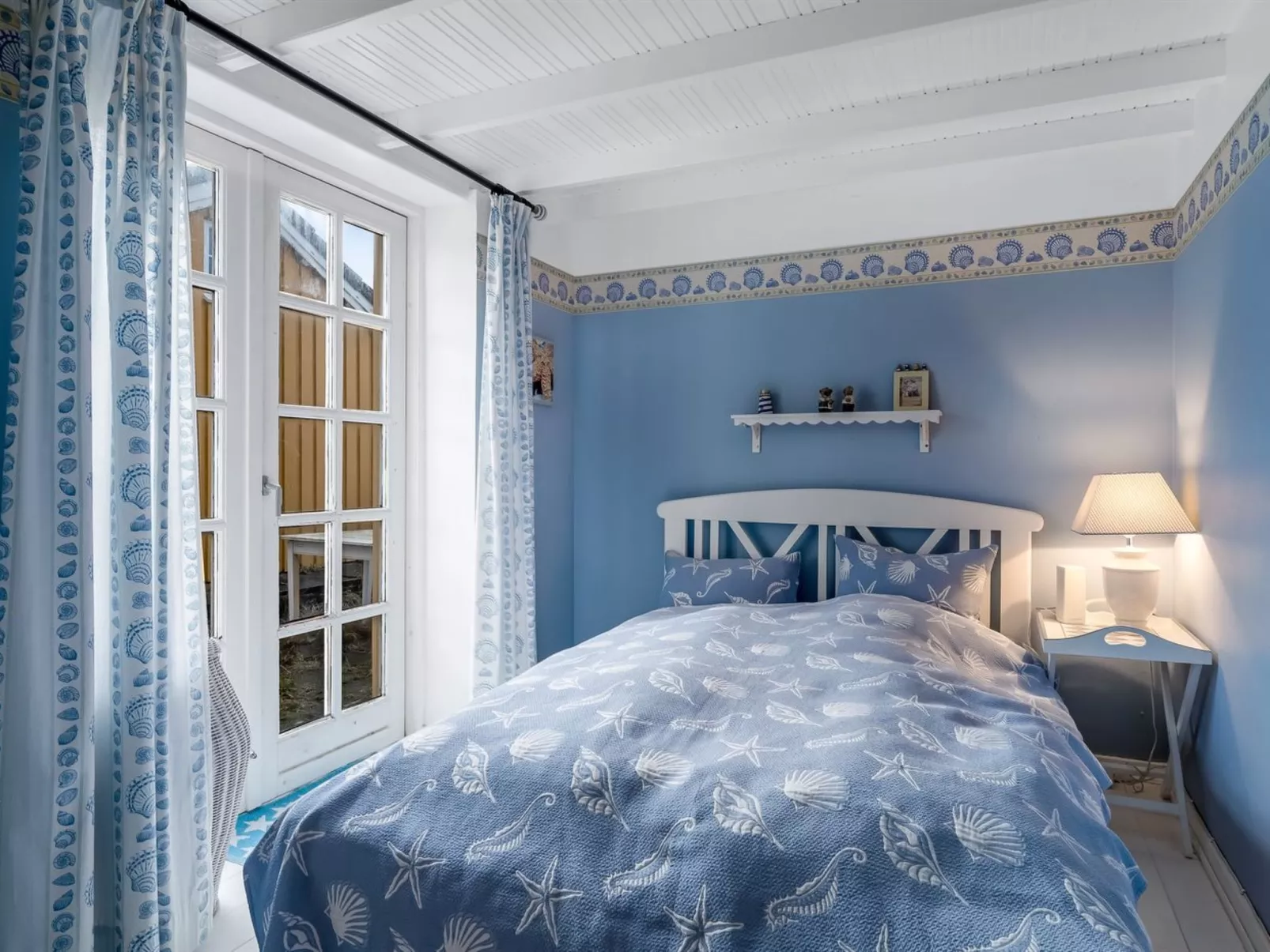 "Åsta" - 200m from the sea-Drinnen