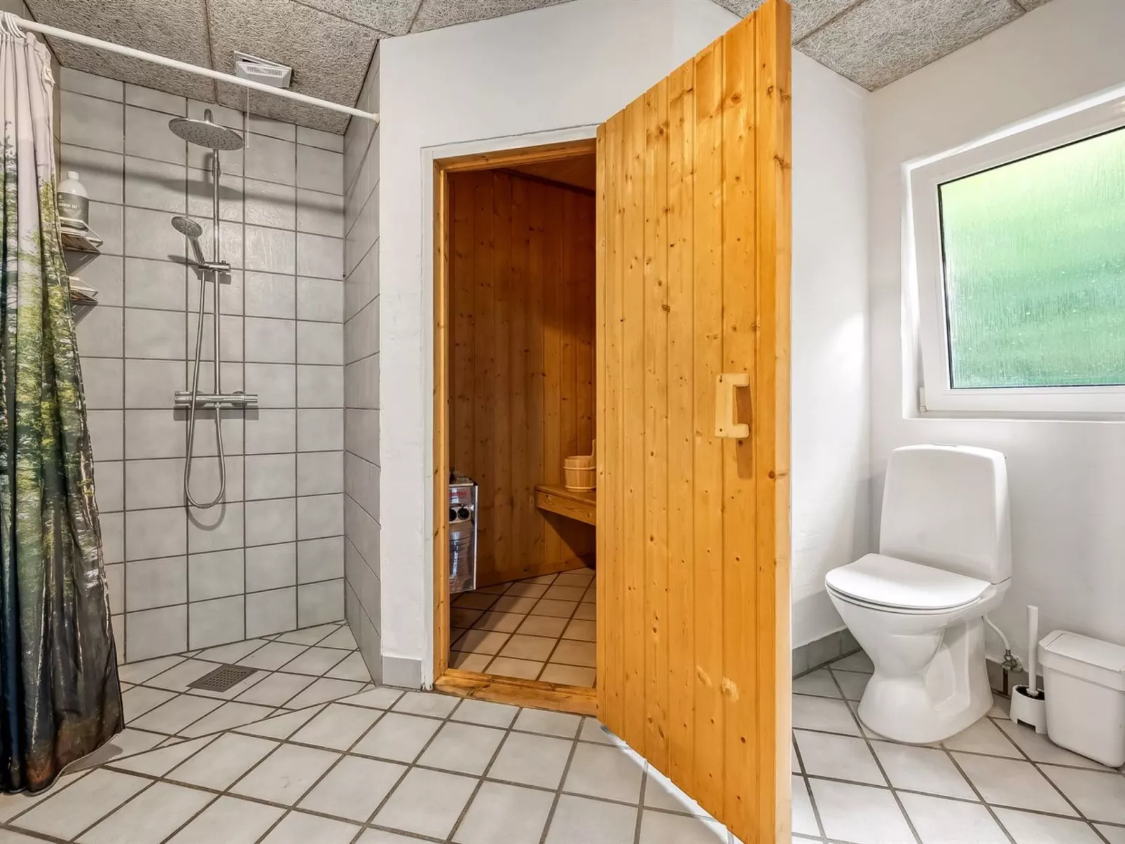 "Marino" - 600m from the sea - Inside