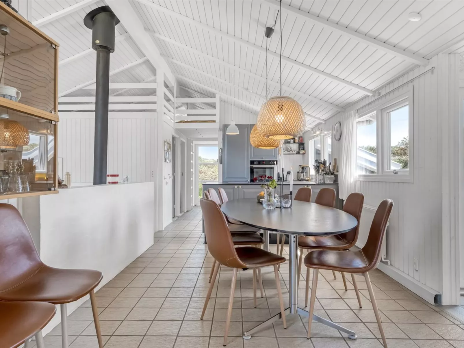 "Askrik" - 350m from the sea - Inside