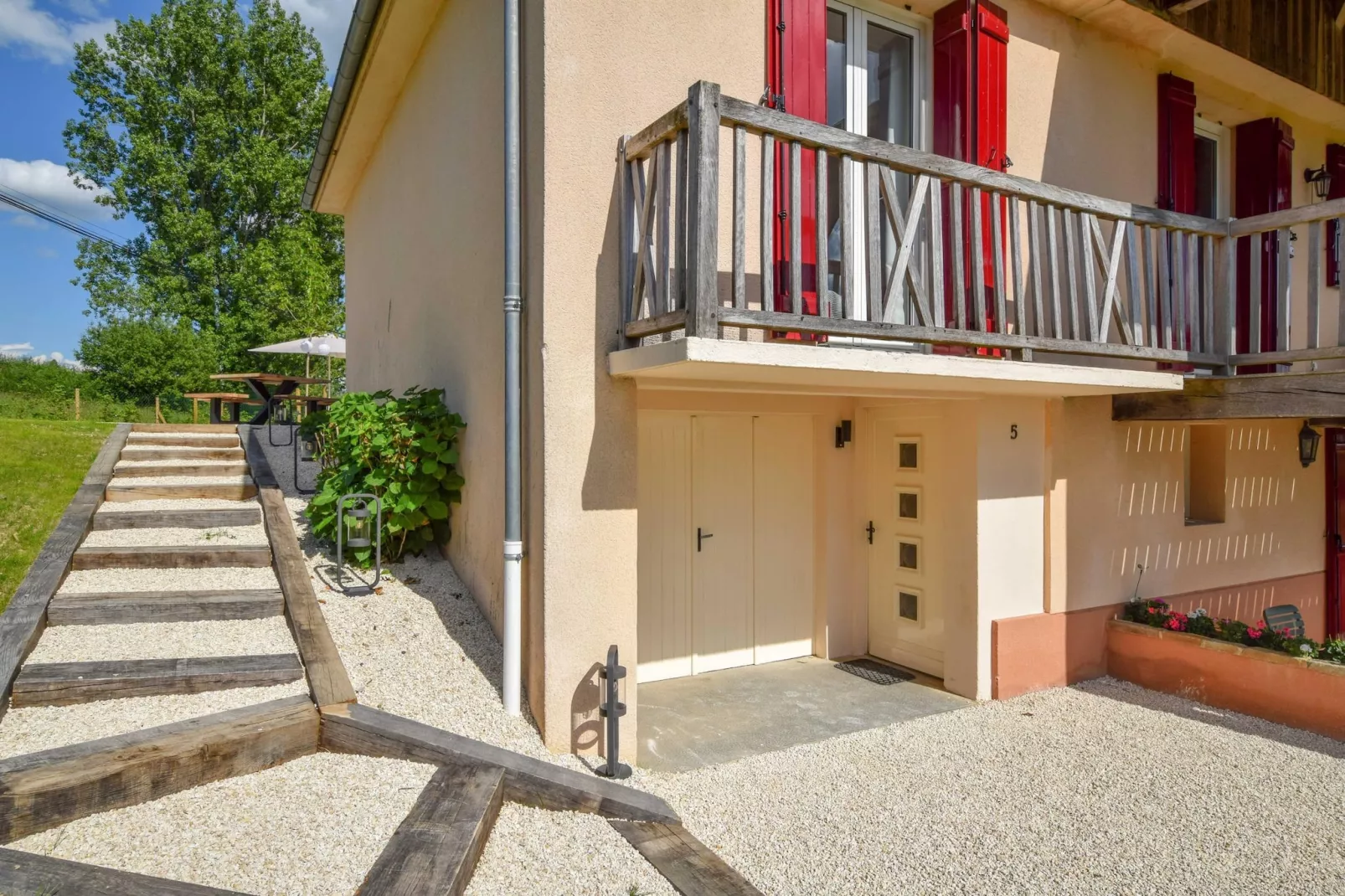 Pavillon le Papillon - Empfangshalle