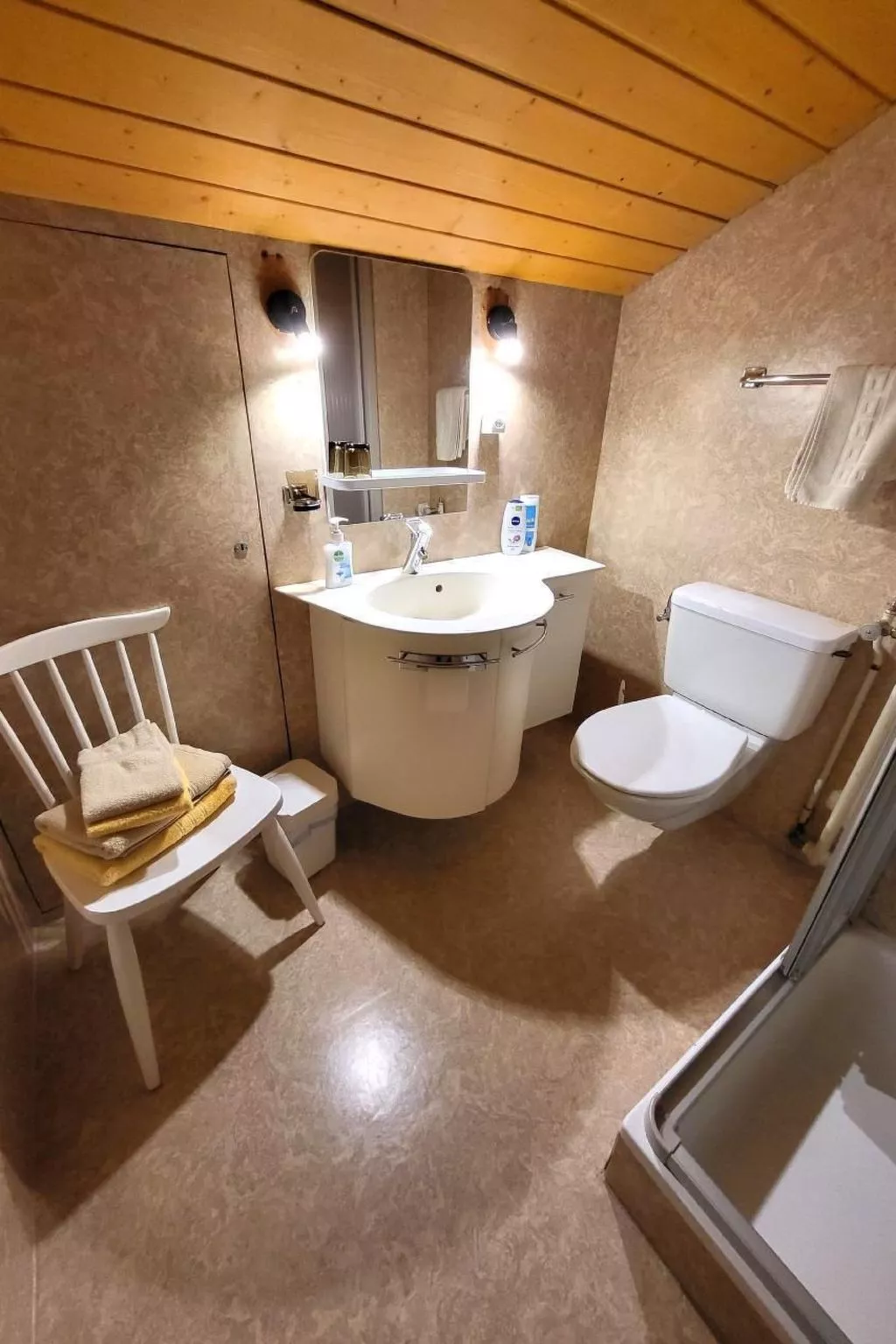 LiloTopMountainView - Image-tags.info