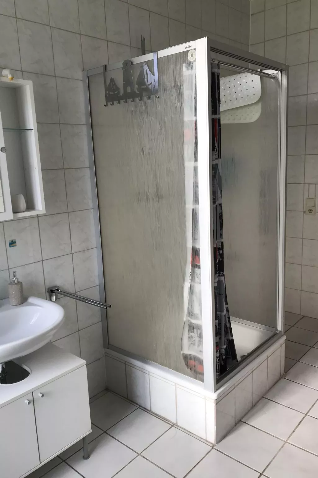 Für vier Personen im Erdgeschoss - Image-tags.info