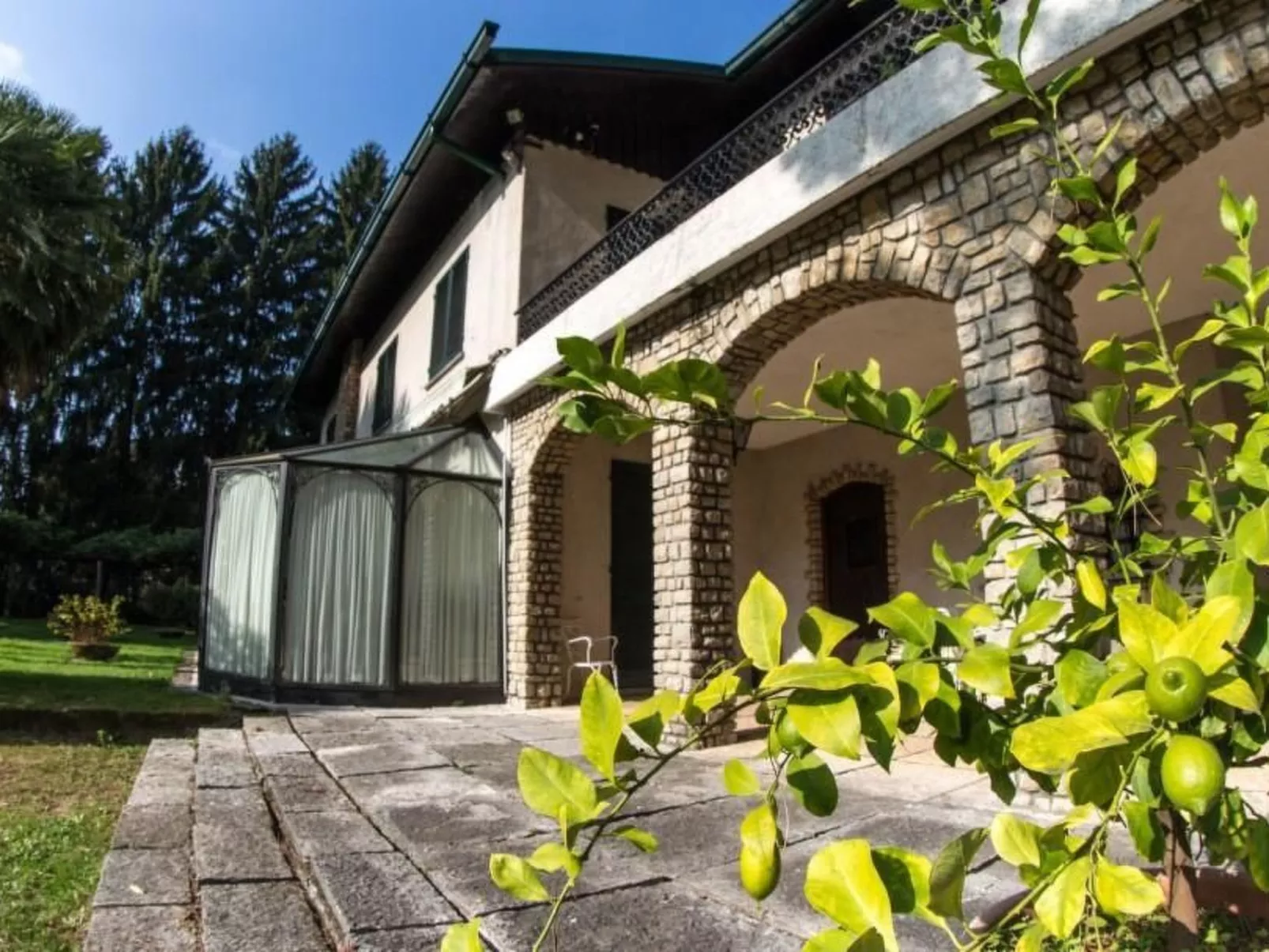 In Sirtori mit Privatem Pool - Image-tags.info