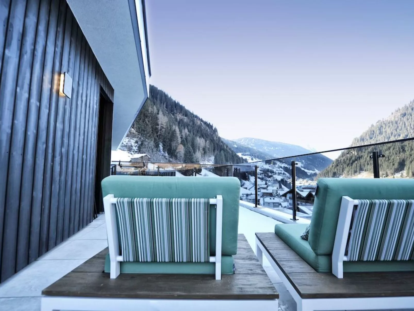 Alpiner Glam Penthouse - Trendy - Cosy - Comfy - Image-tags.info