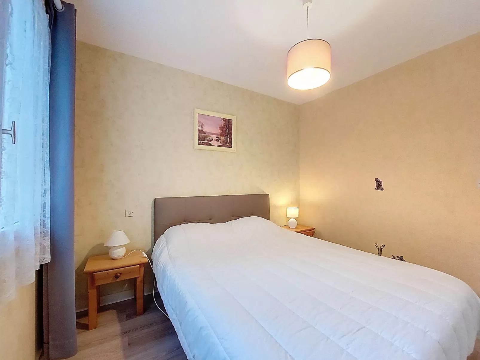 Les Alouettes - Drinnen