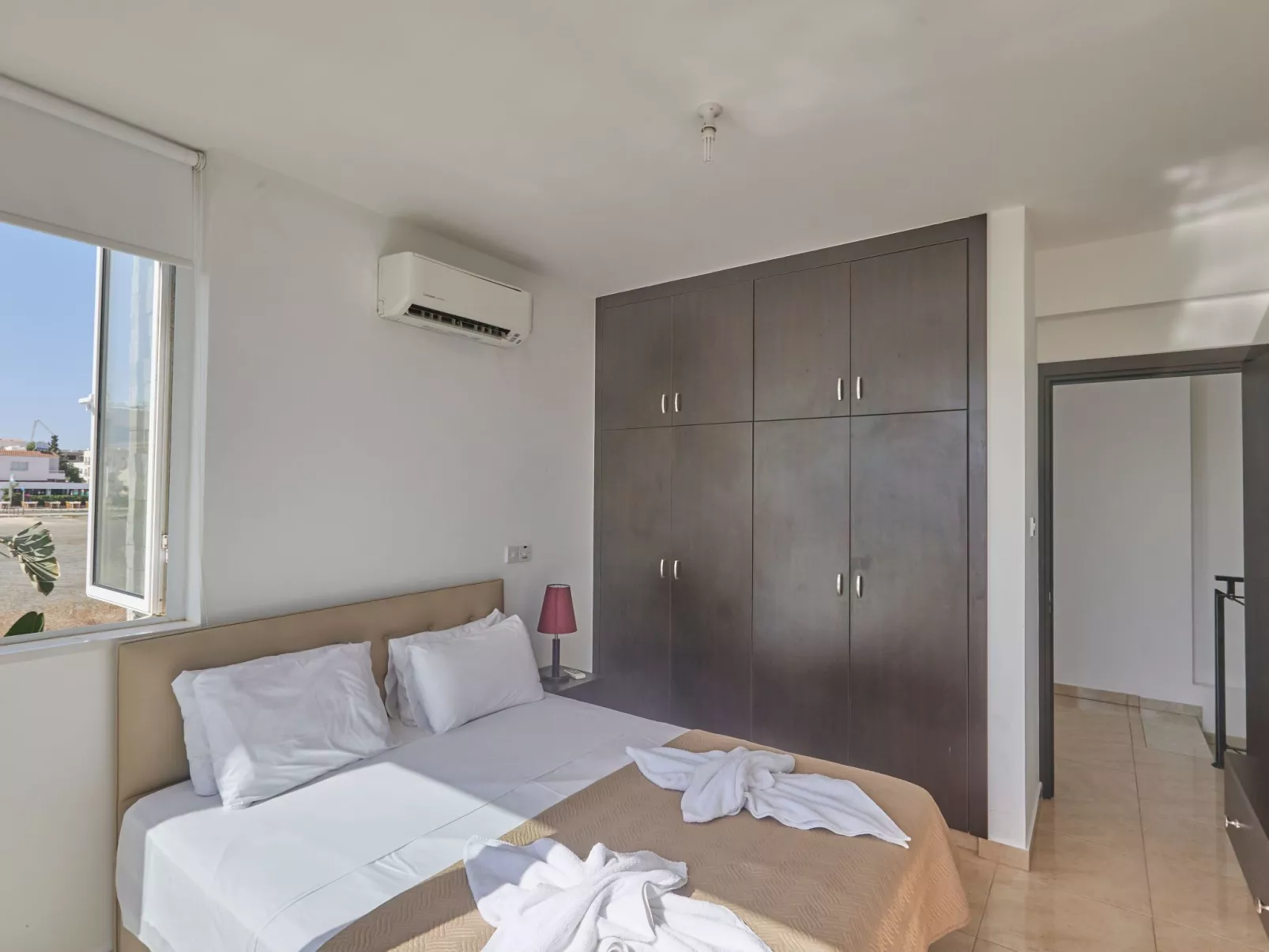 Villa Pearl PE17 in Paralimni mit privatem Parkplatz - Image-tags.info