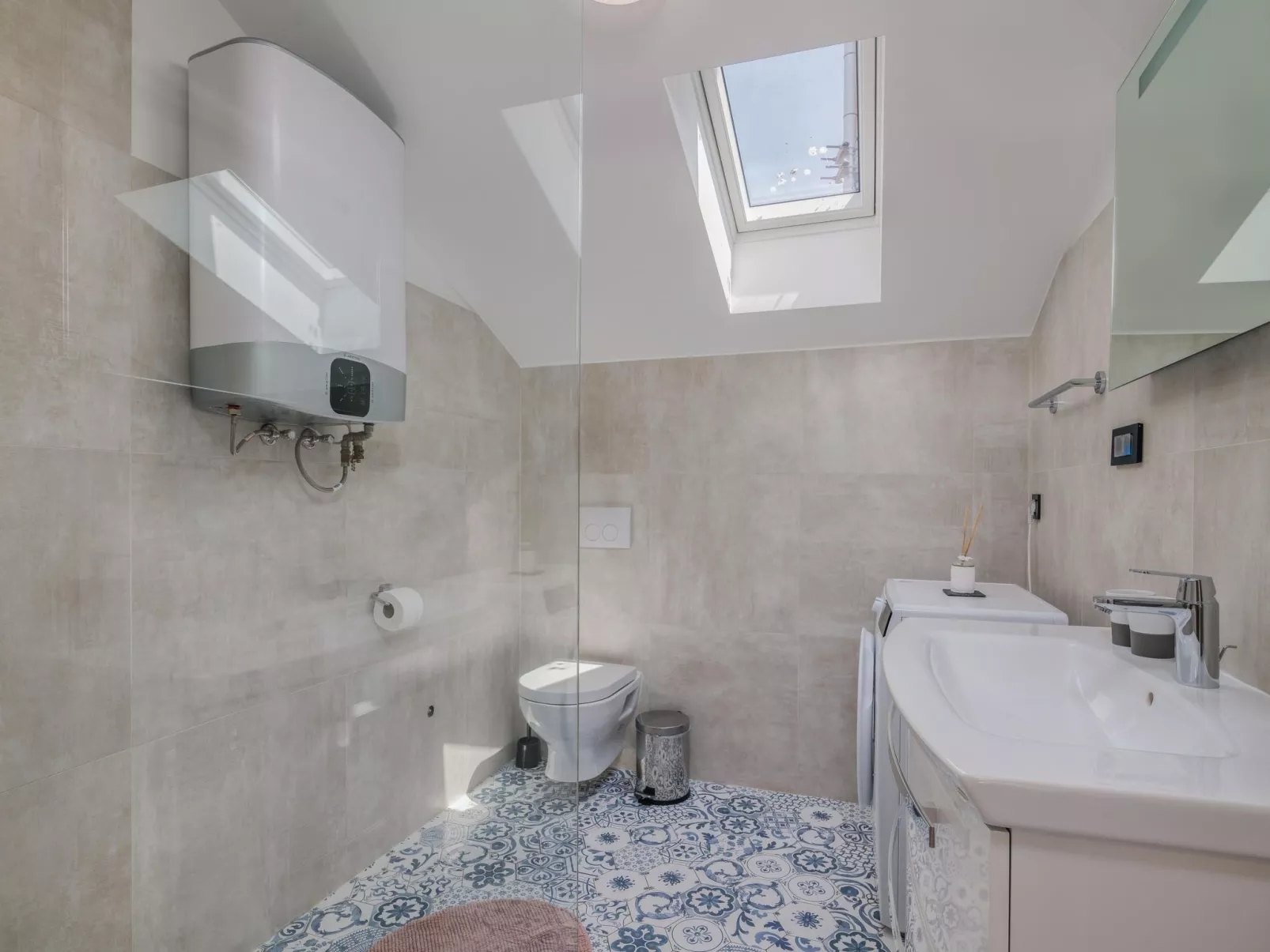 Villa Augusta - Image-tags.info