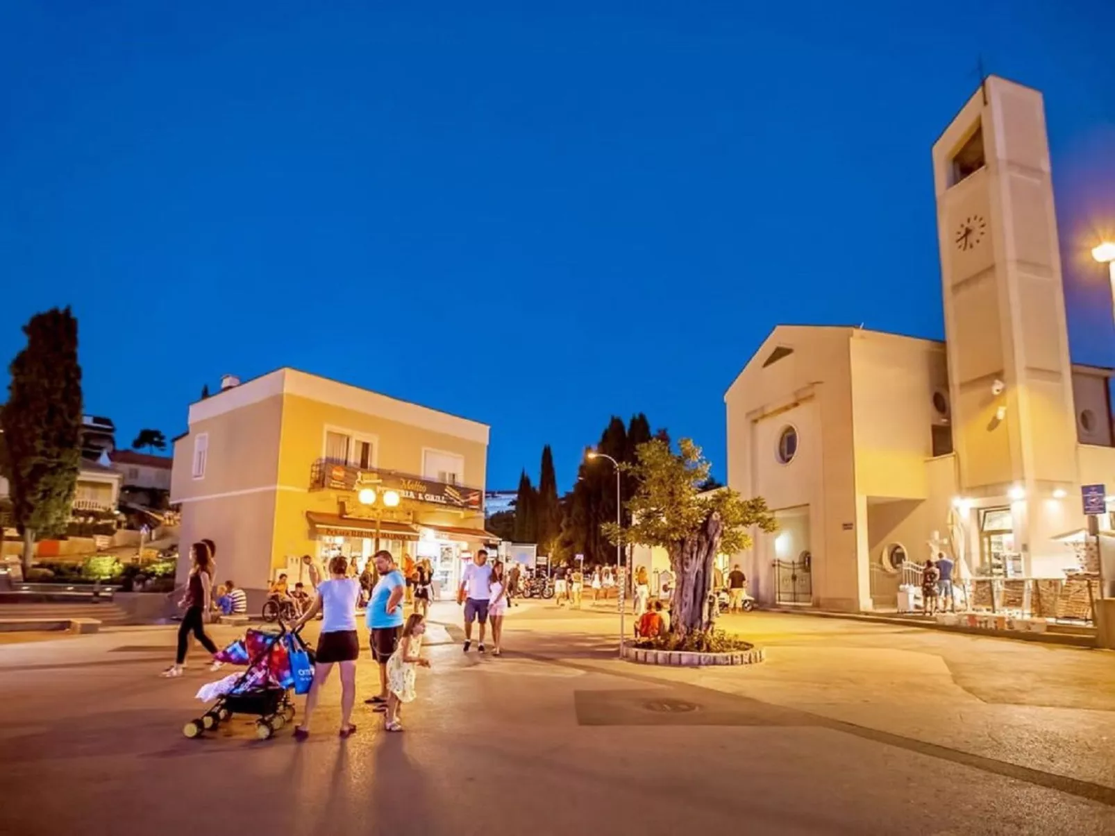 Villa "Oravec" mit Garten, Grill und Terrasse - Image-tags.info