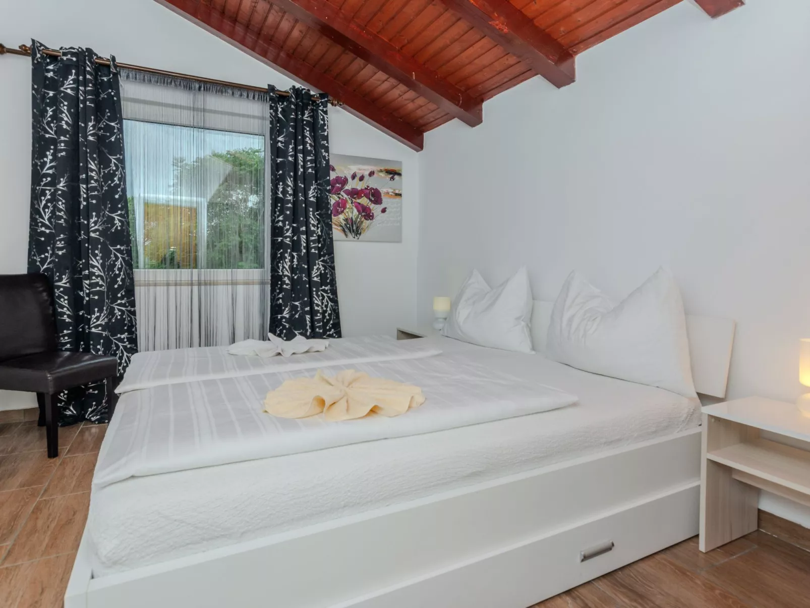 Holiday home Lucic - Image-tags.info