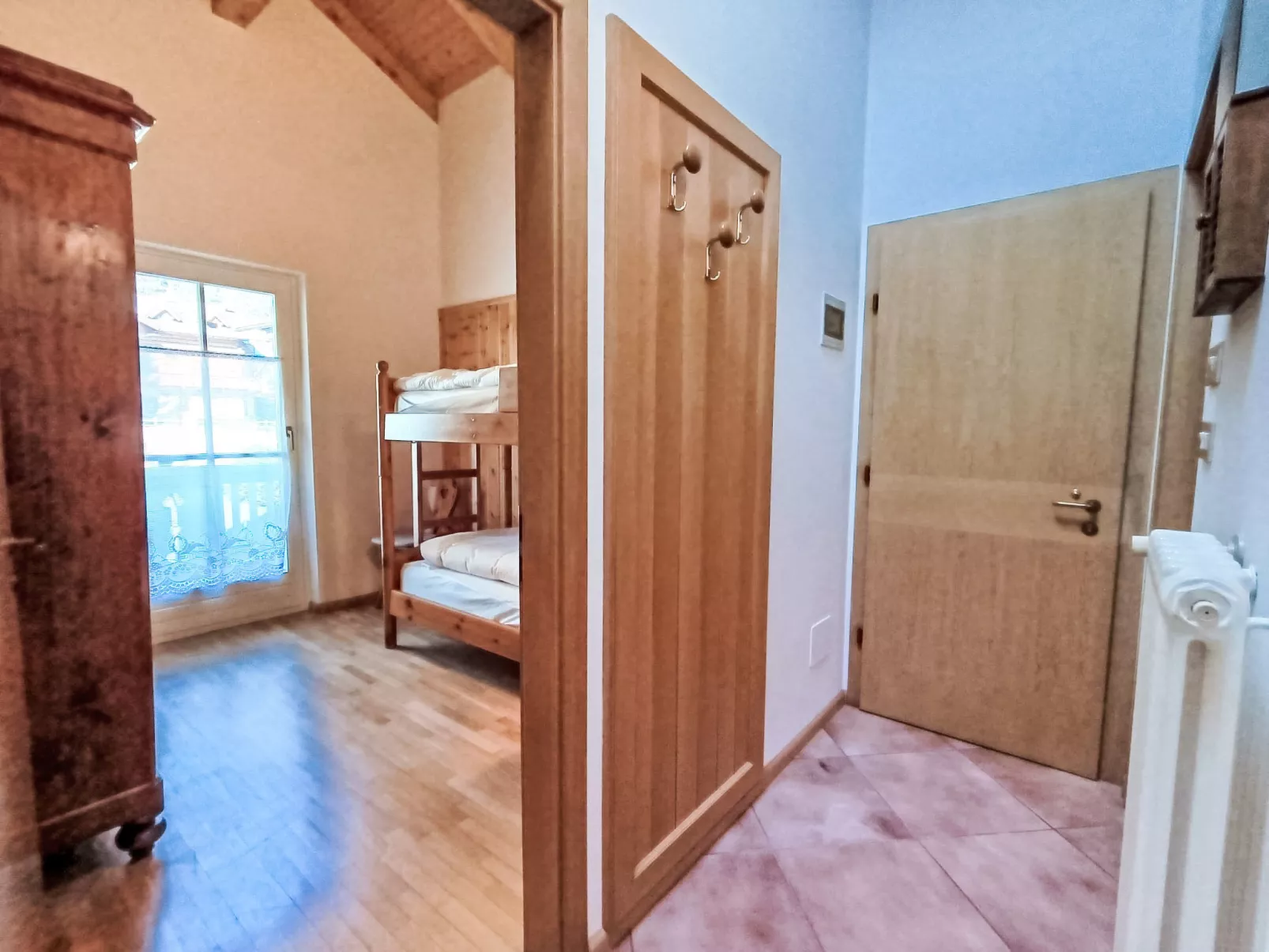 Cesa sot Larsec - Inside