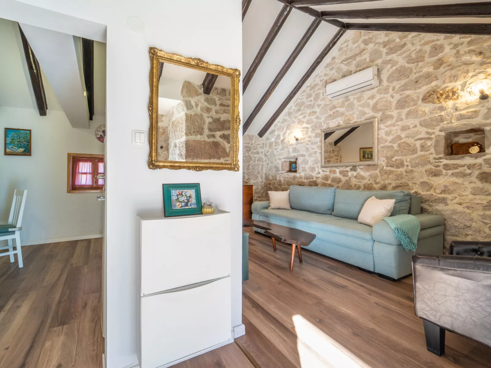 Didini dvori - Inside