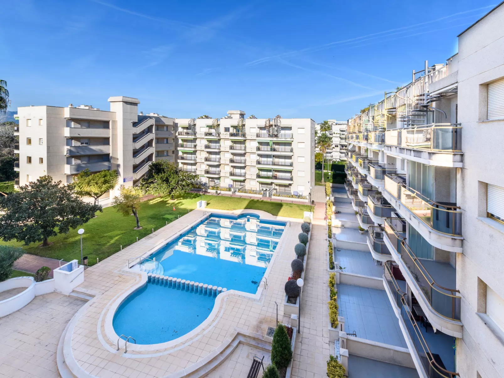 Cambrils Park B - Outside