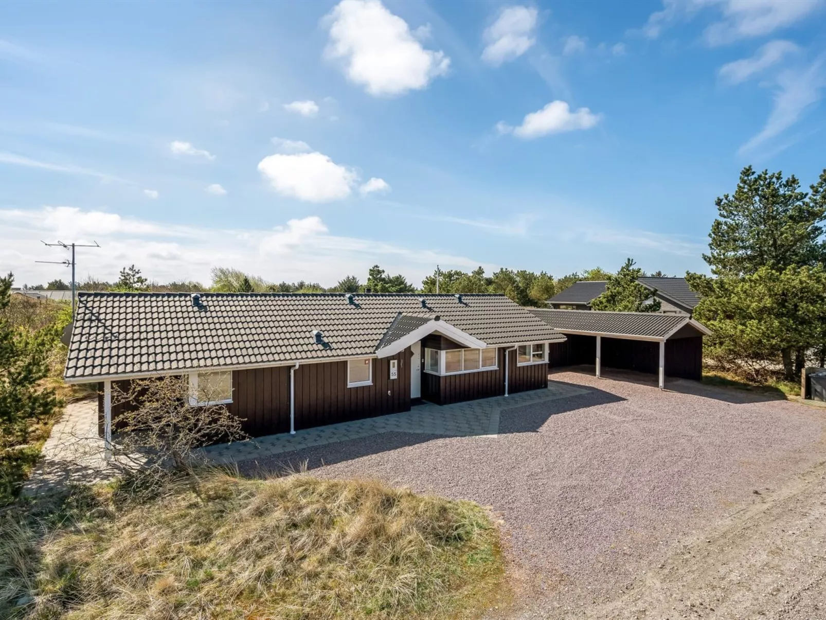 "Arine" - 700m to the fjord - Outside