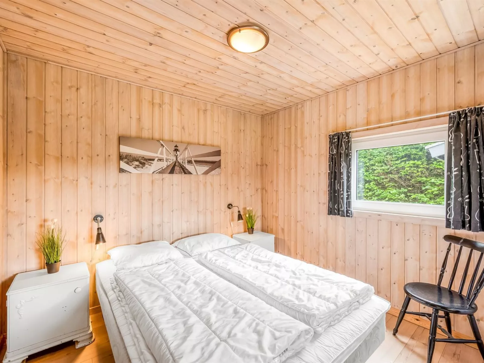 "Yorick" - 350m to the fjord - Inside