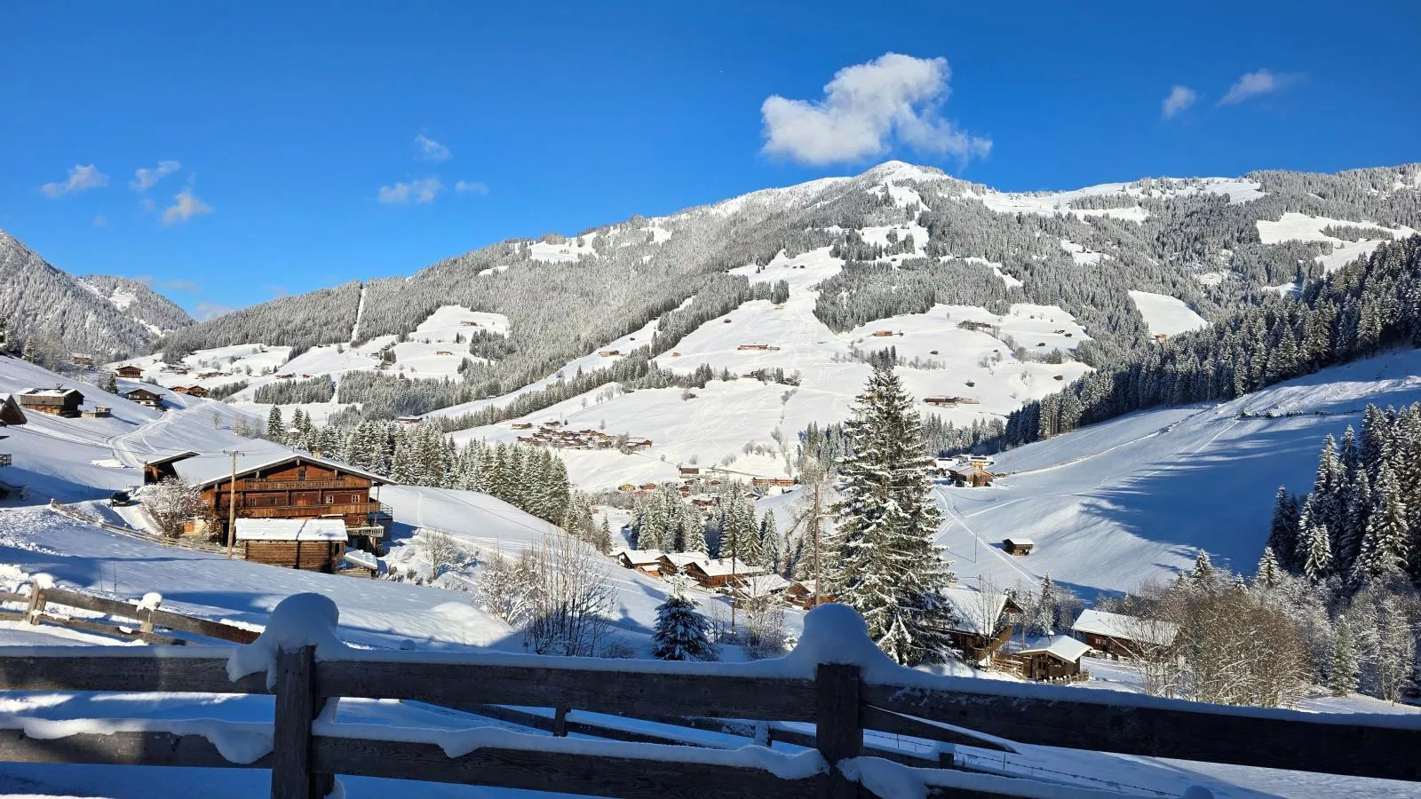 Hacklerhof Top 2 - View in winter