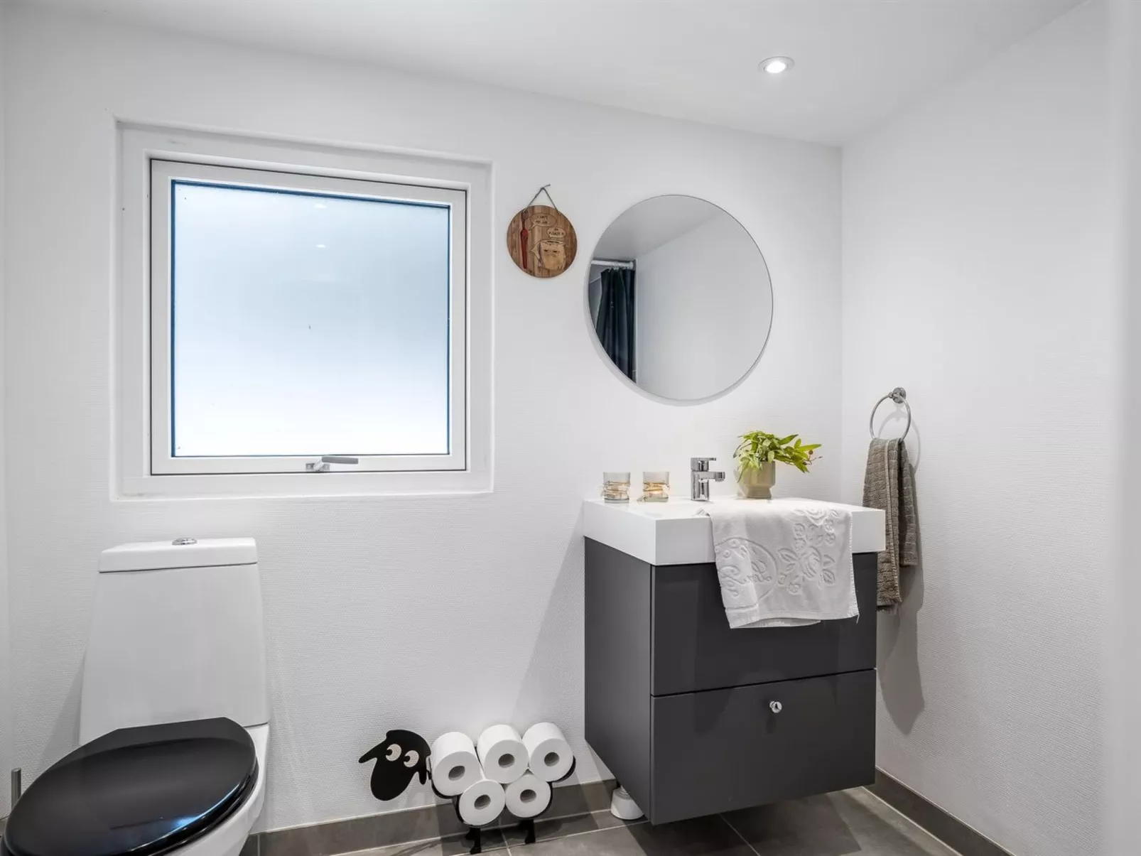 "Antigona" - 2.4km from the sea-Drinnen