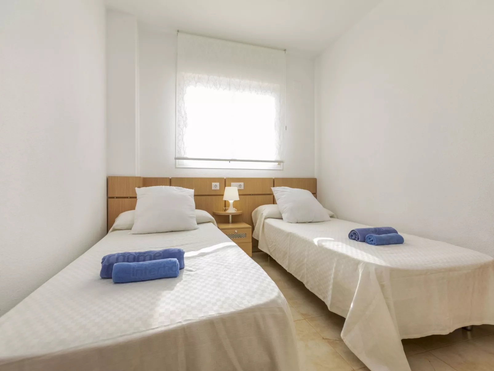 Jardines del Mar I - Inside