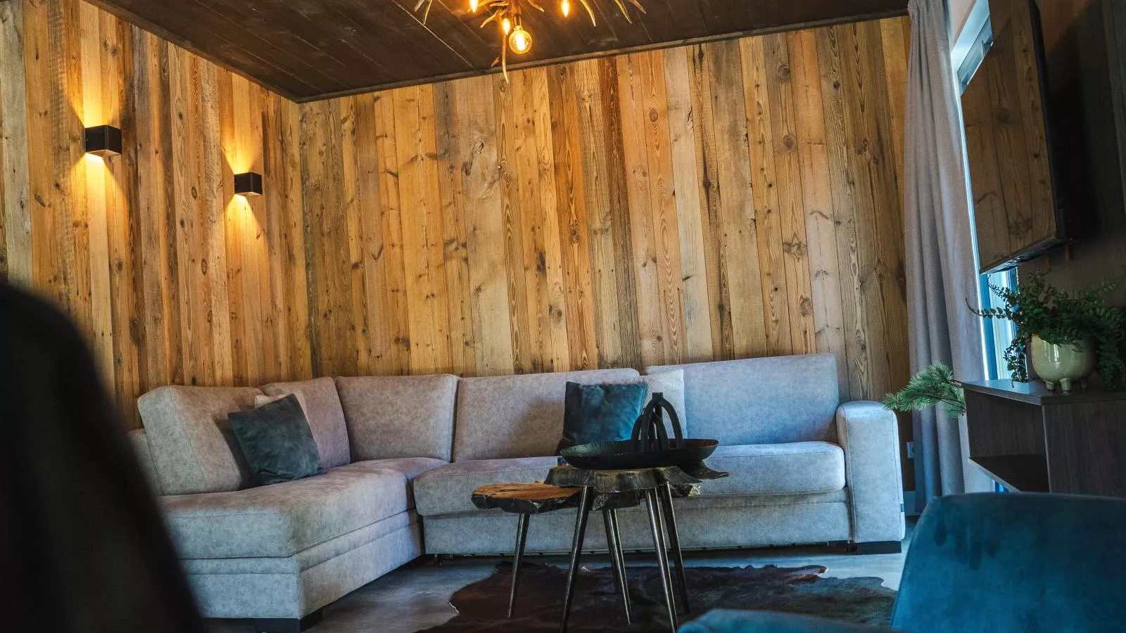 Bergchalet am See - Living room