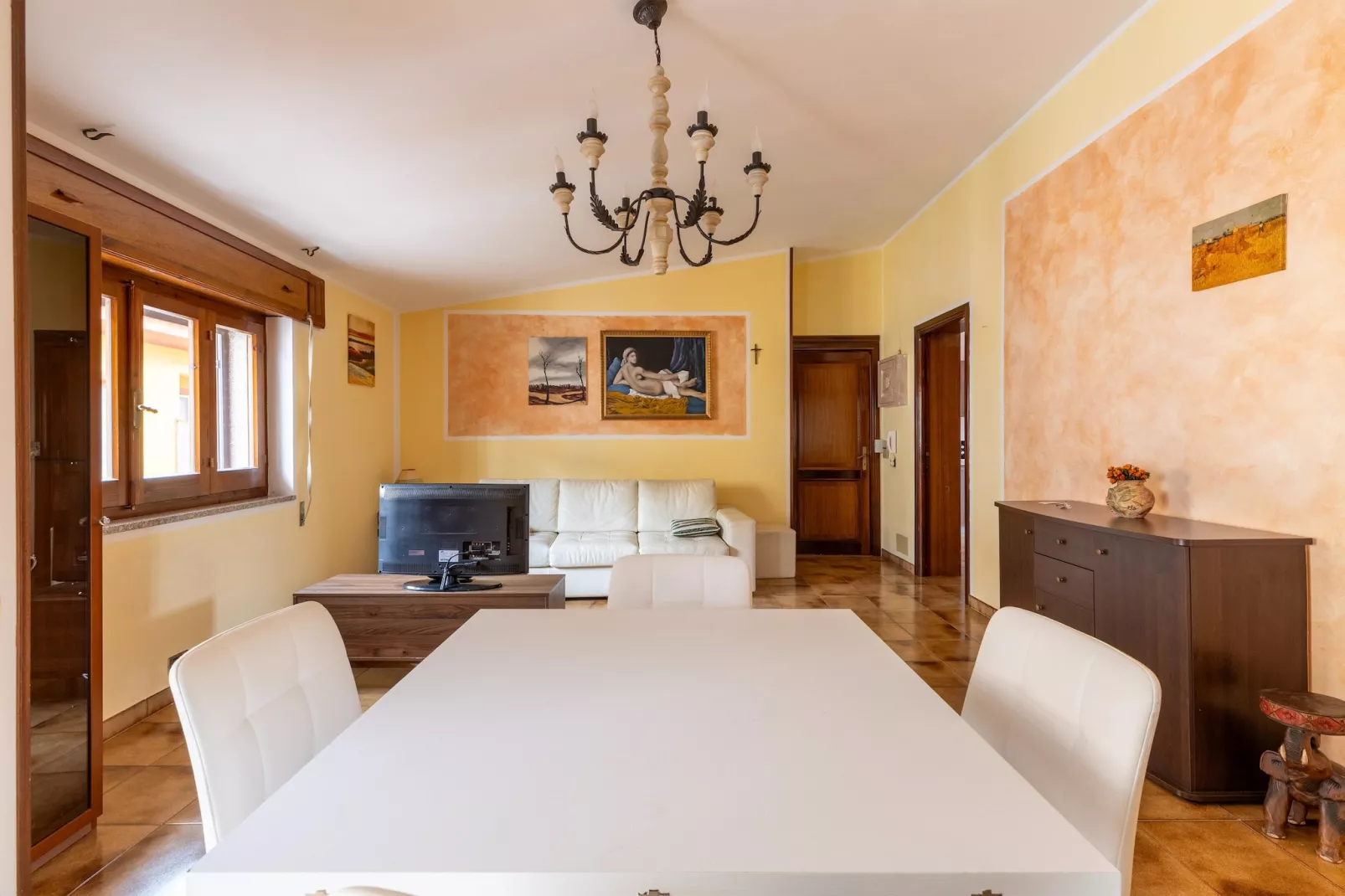 QUADRILOCALE CASTELSARDO CENTRO-Salle à manger