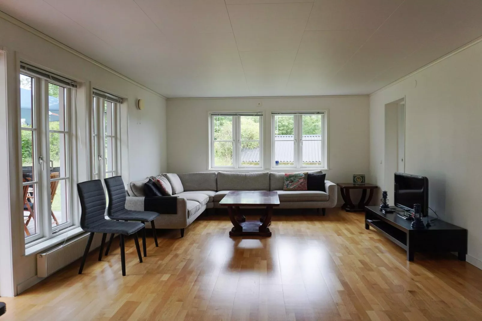 8 Personen Ferienhaus in ADELSÖ-Innenbereich