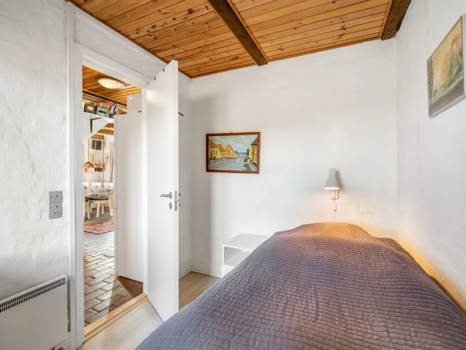 "Trugot" - 450m to the fjord-Inside