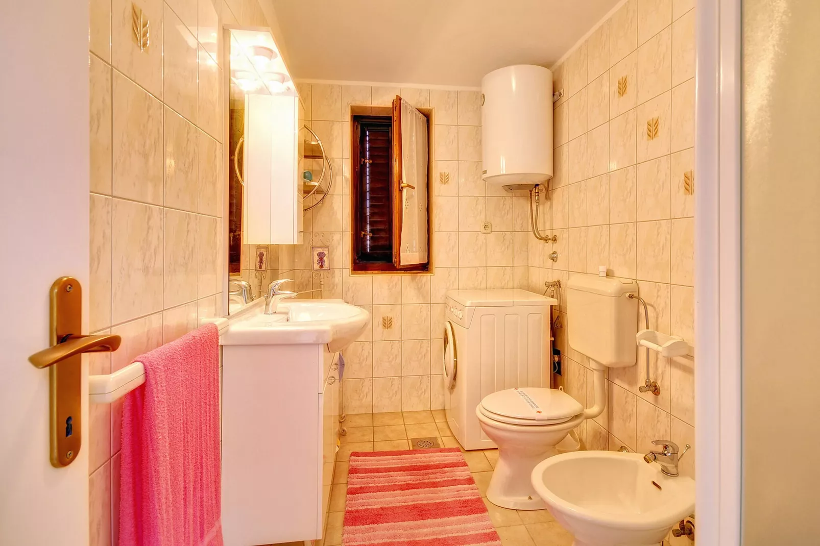 Casa Ana A1-Bathroom
