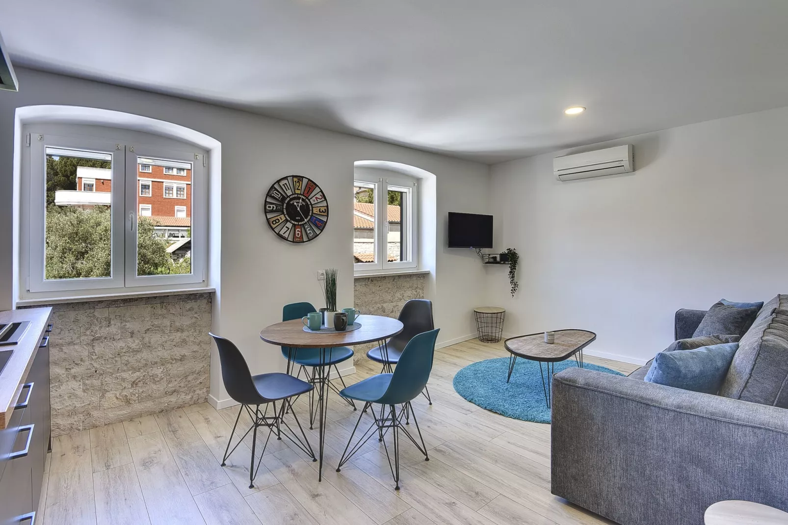 House Hodak A2-Dining room