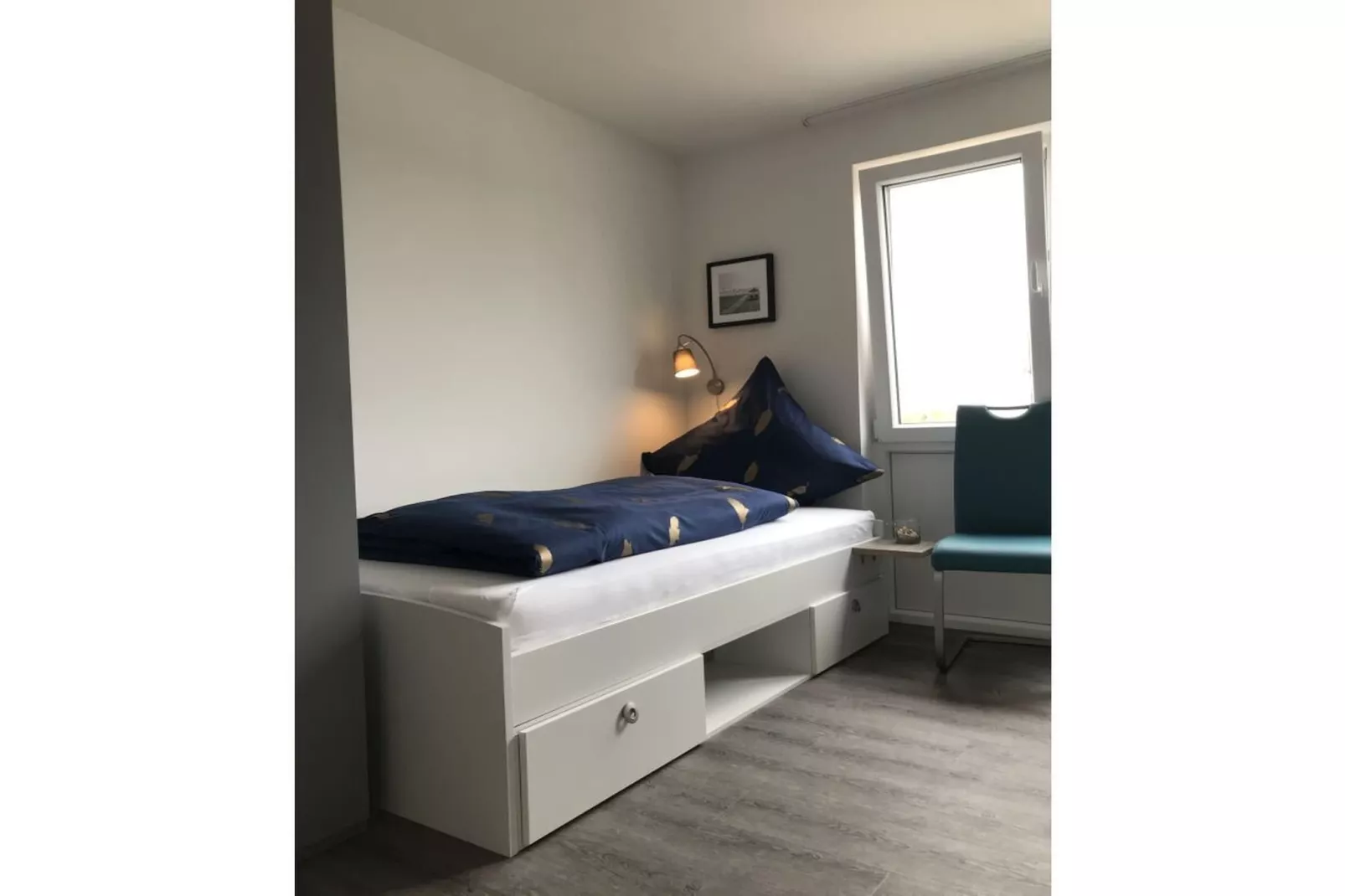 293990-Bedroom