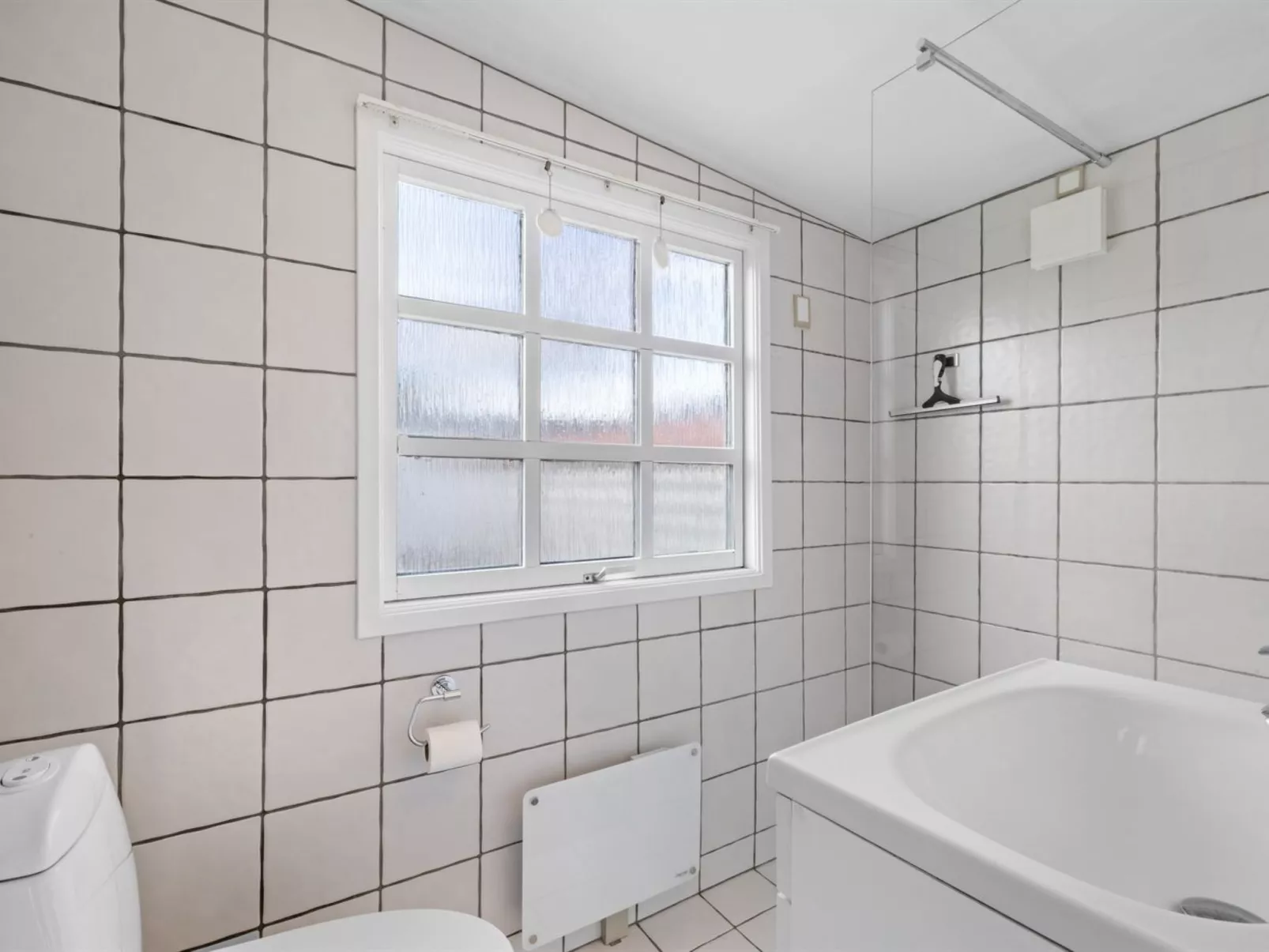 "Jorek" - 10m to the fjord - Drinnen