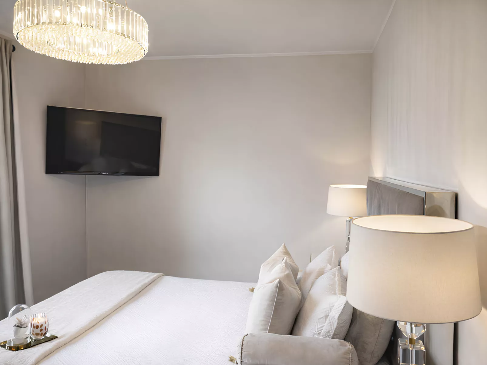 Am Obersalzberg-Inside