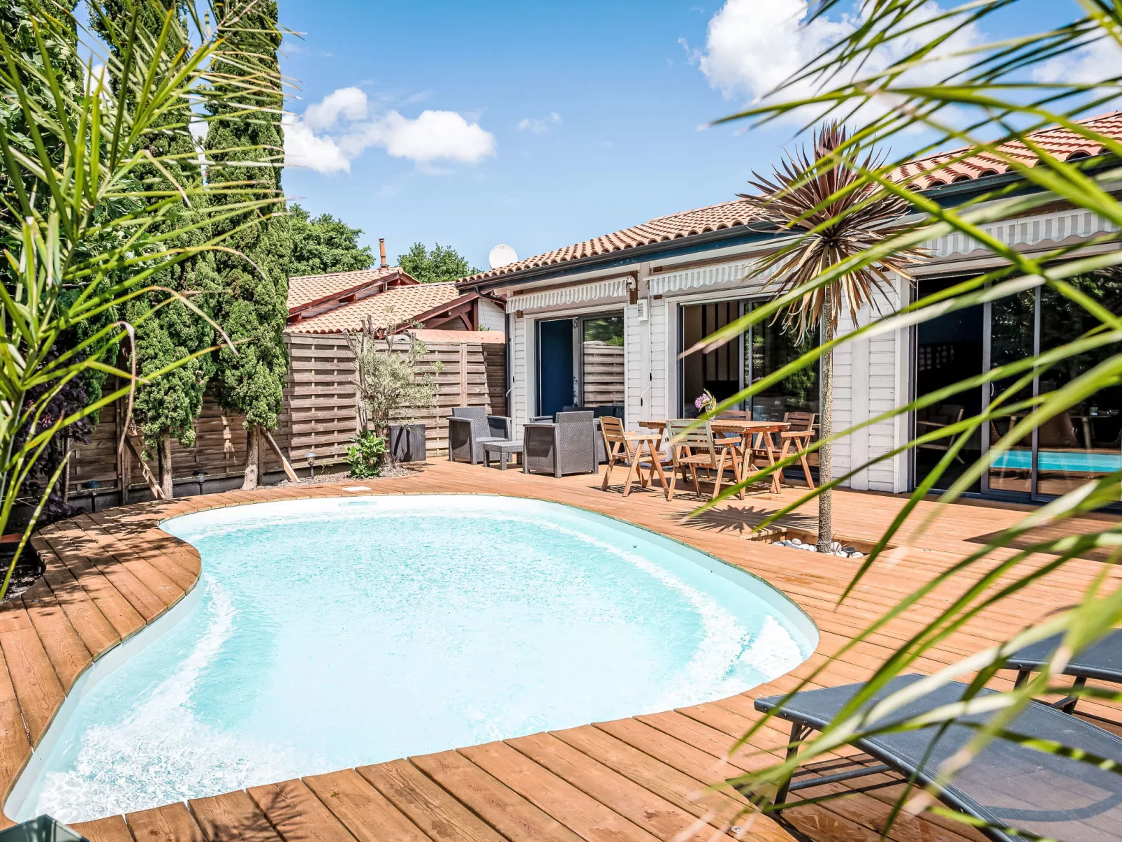 Villa Eden Bleu - Haus in Südlage mit beheiztem Pool und privatem Whirlpool - Outside