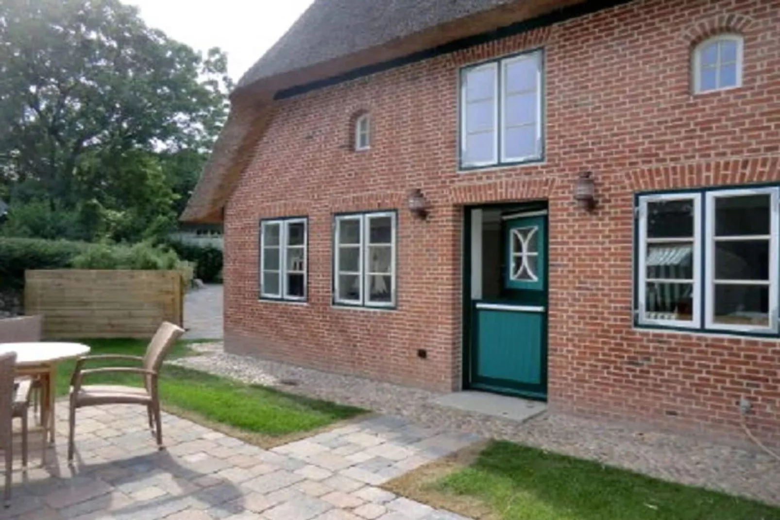 130483-Terrasse/Balkon