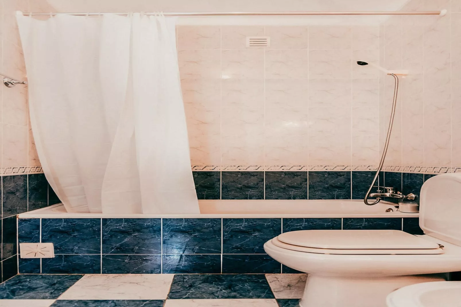 Altura Beach Villa by GT House-Bathroom