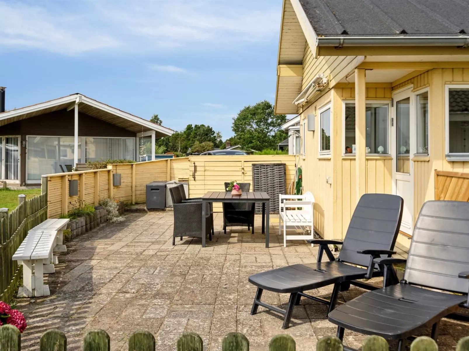 "Gudmar" - 75m from the sea-Outside