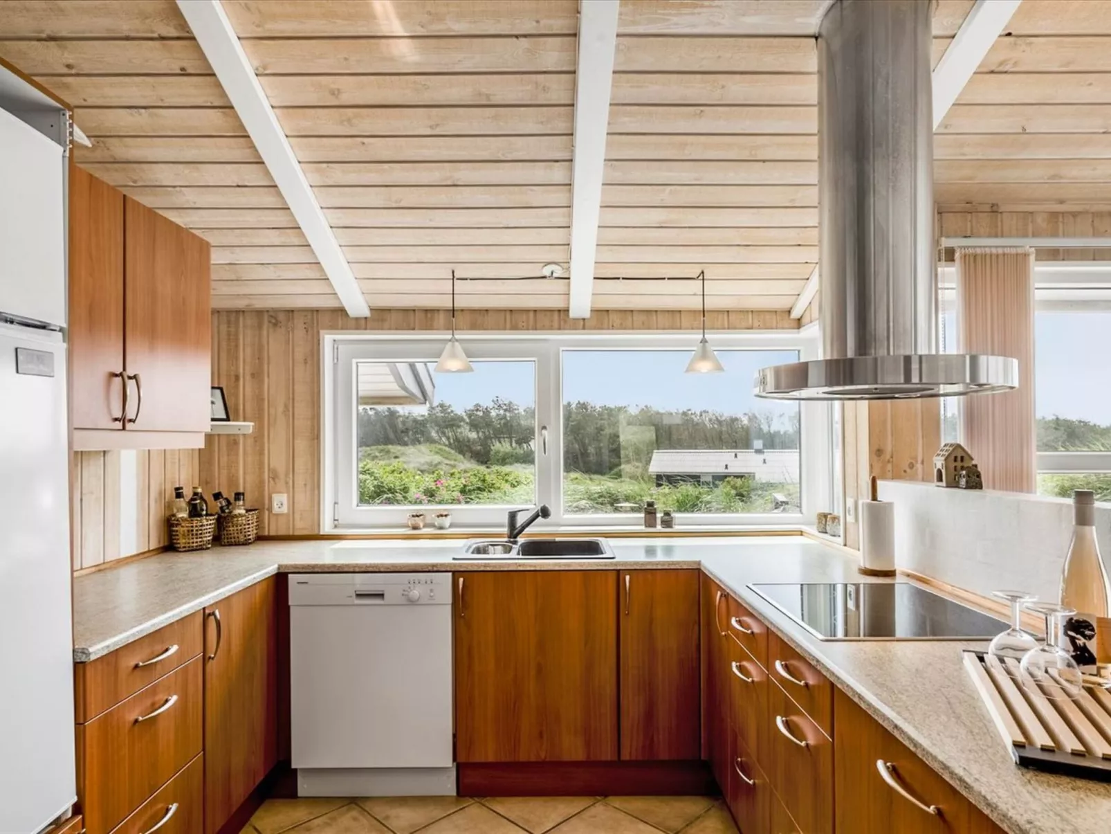 "Osfrid" - 175m from the sea-Dedans