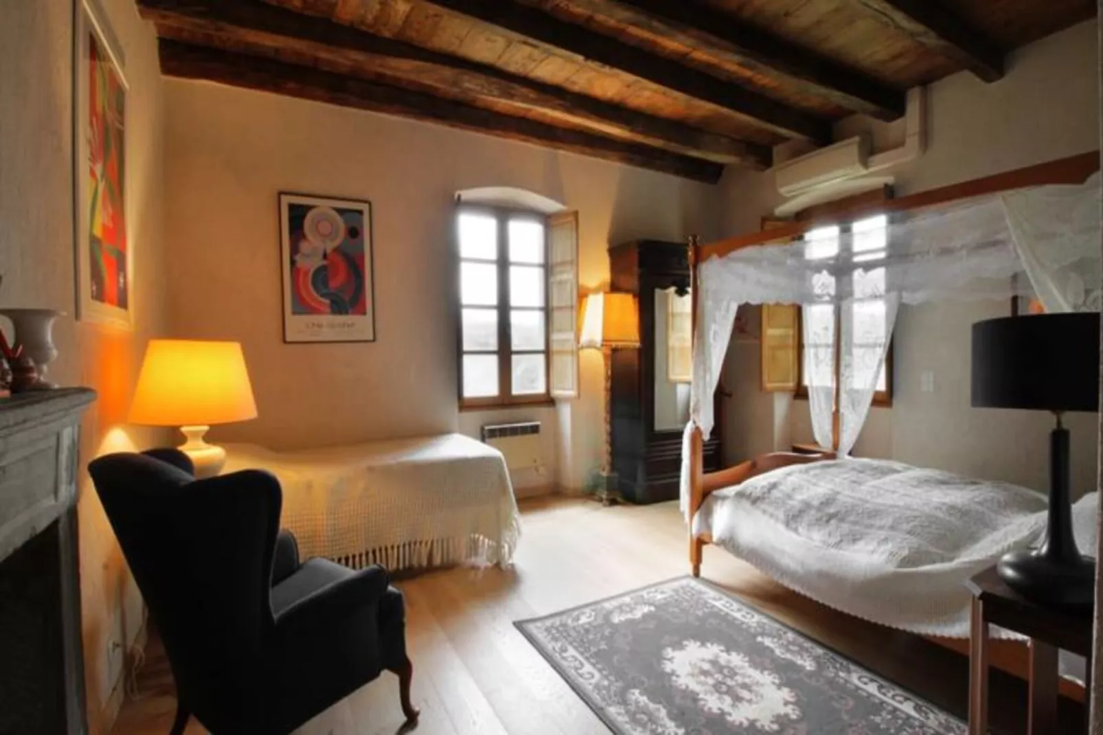 Maison De Charme Ancienne Entre Lacs Et Rh&ocirc;ne-Non tagué