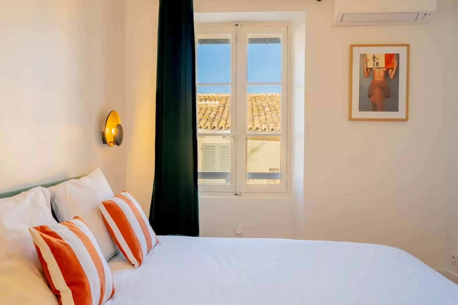 AW-32-LOUIS-BLANC-Untagged