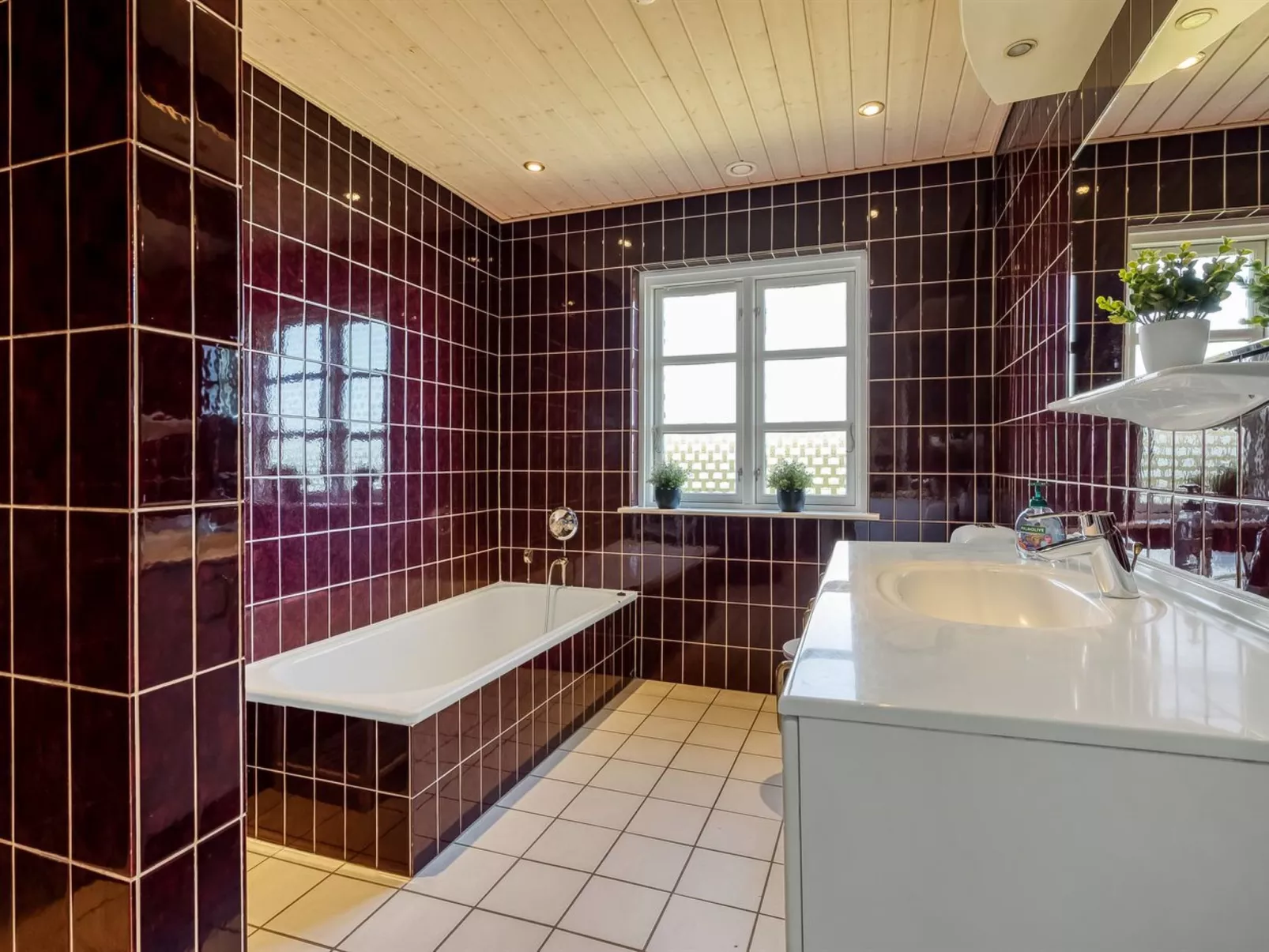 "Pauna" - 2.5km from the sea - Inside