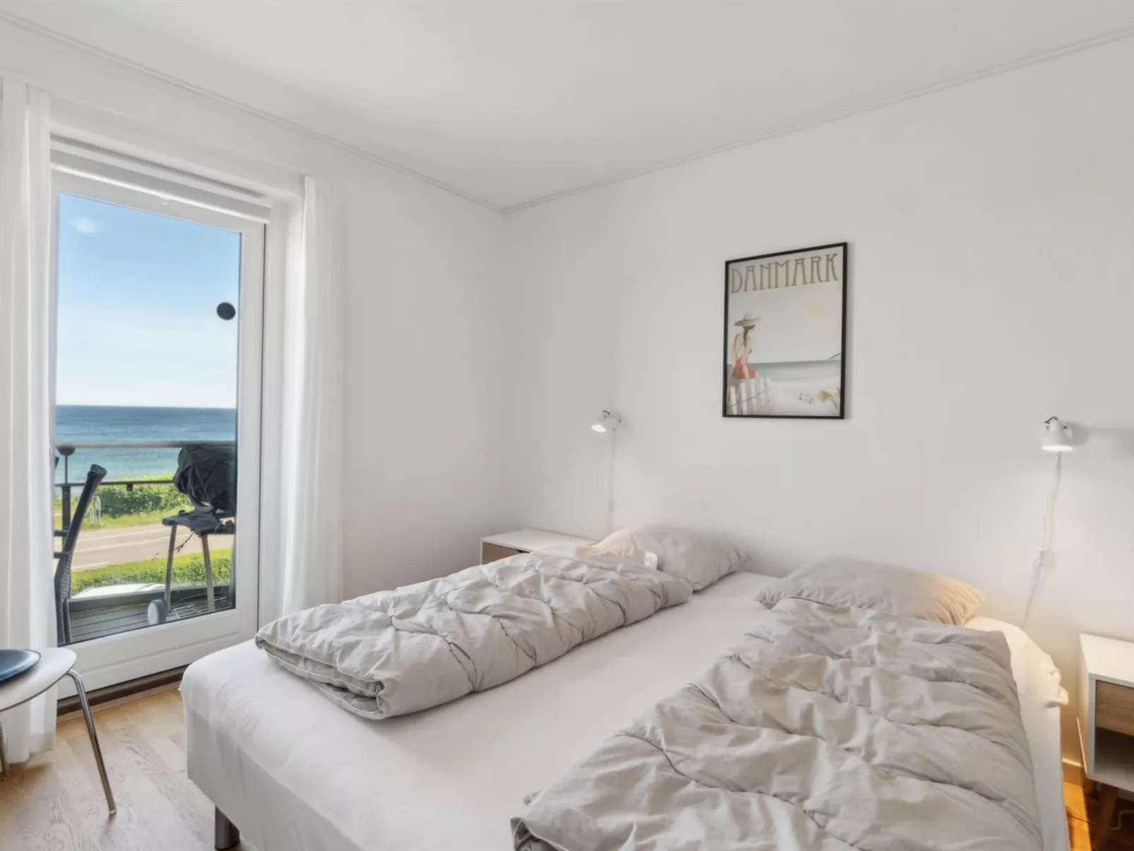 "Juna" - 50m from the sea-Drinnen