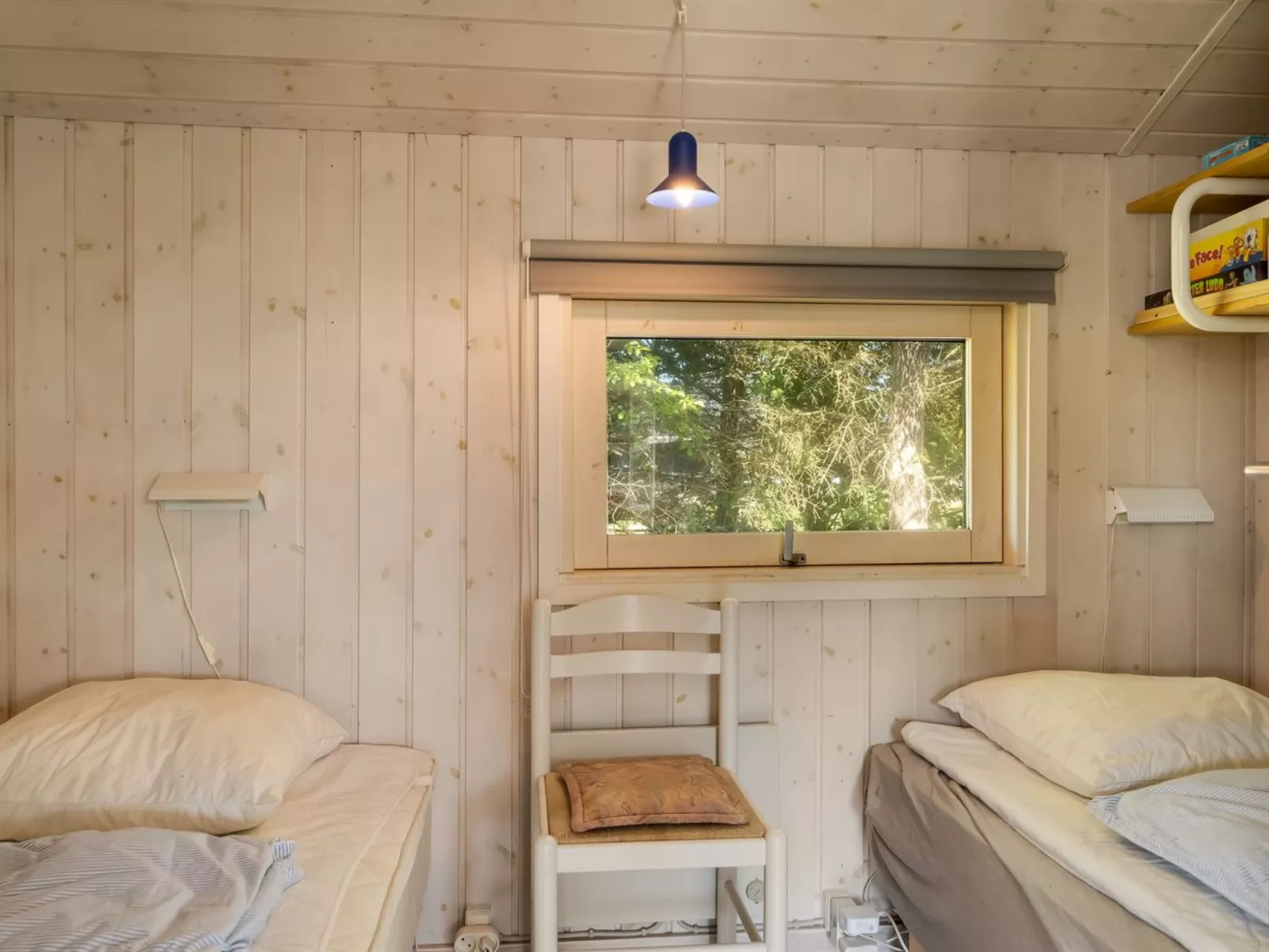 "Annvy" - 875m from the sea - Inside