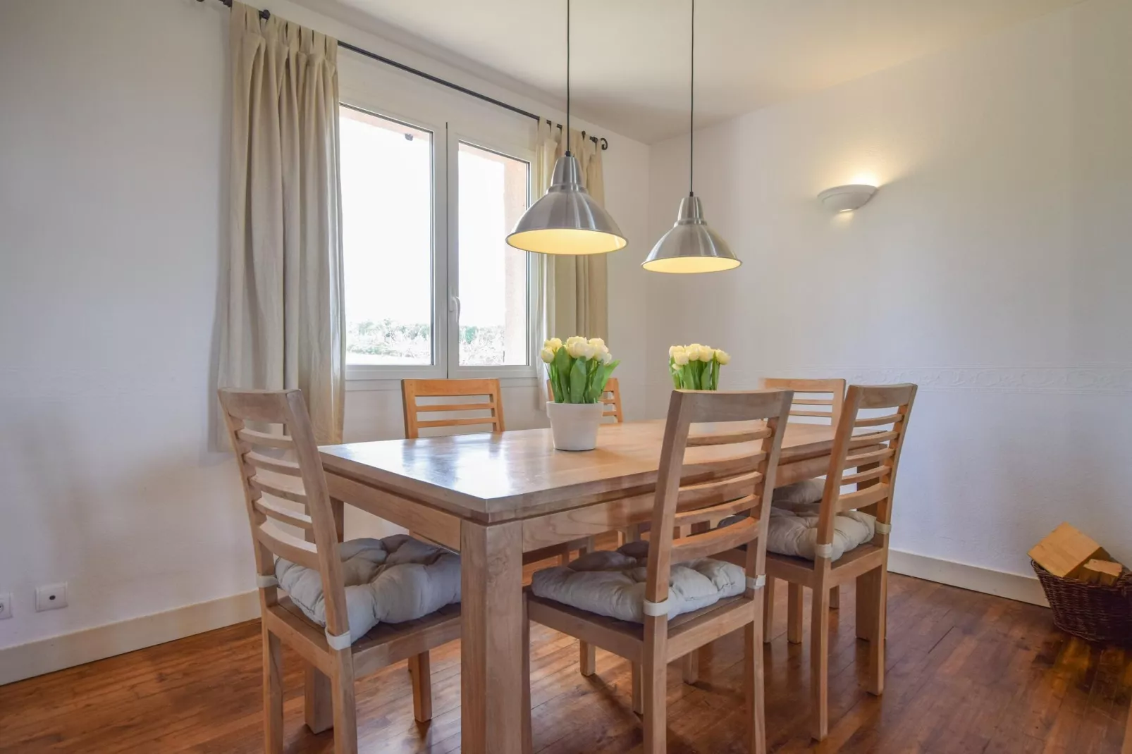 Pavillon 3 - Dining room