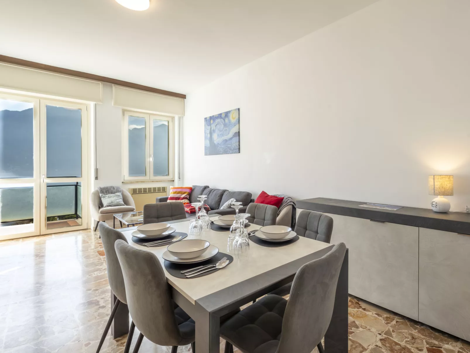 Lovere Balcony View - Dedans