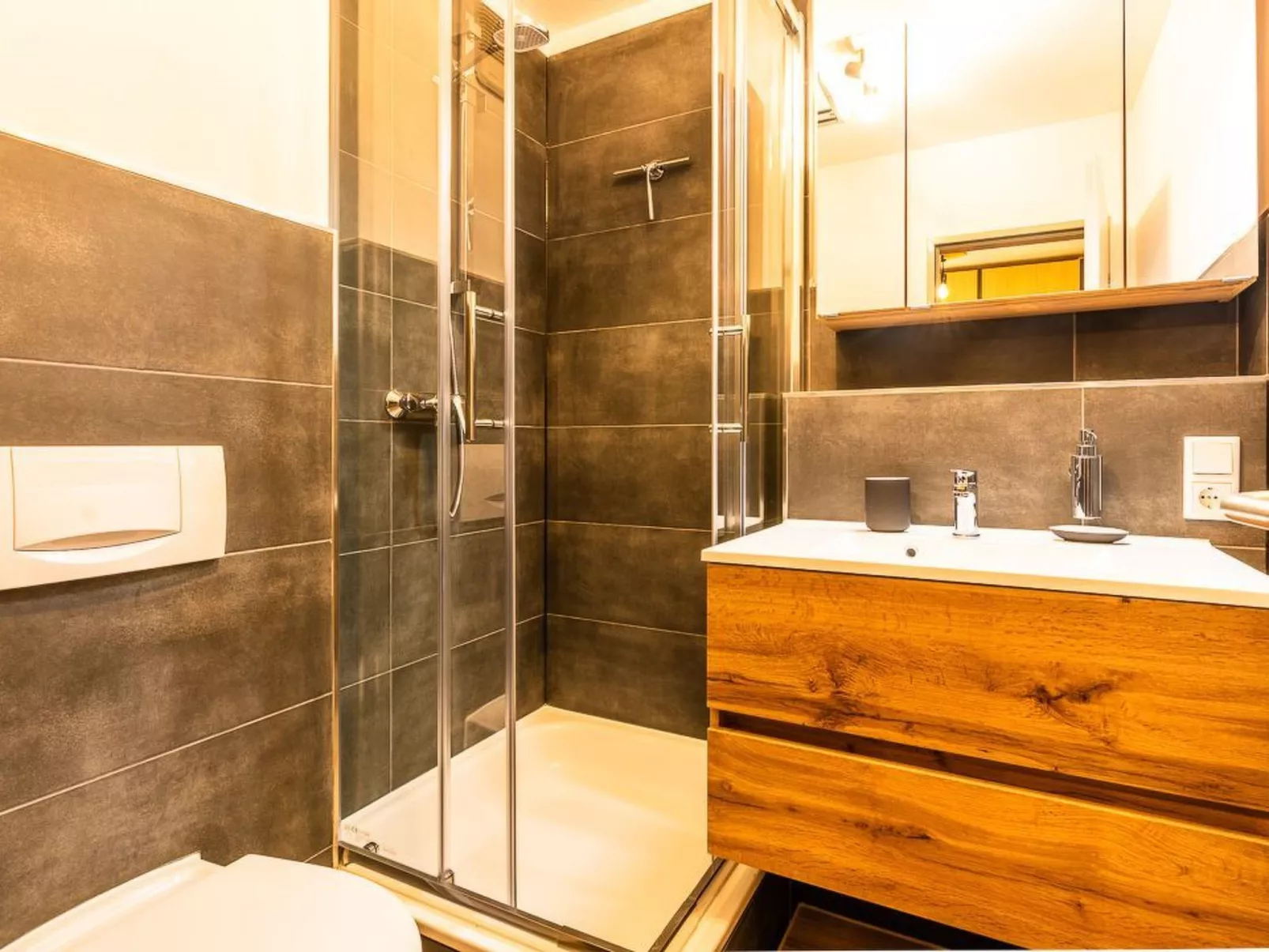 Black Mirror - Image-tags.info