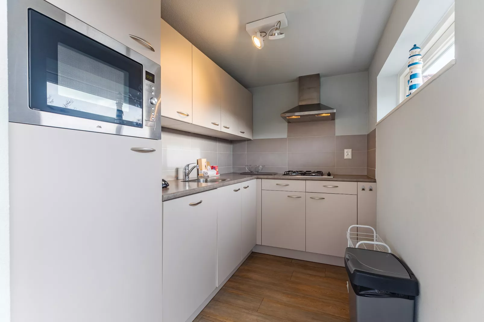 Zonnedorp 7 De Meerpaal in Renesse | Comfortable holiday house close to the beach - Kitchen
